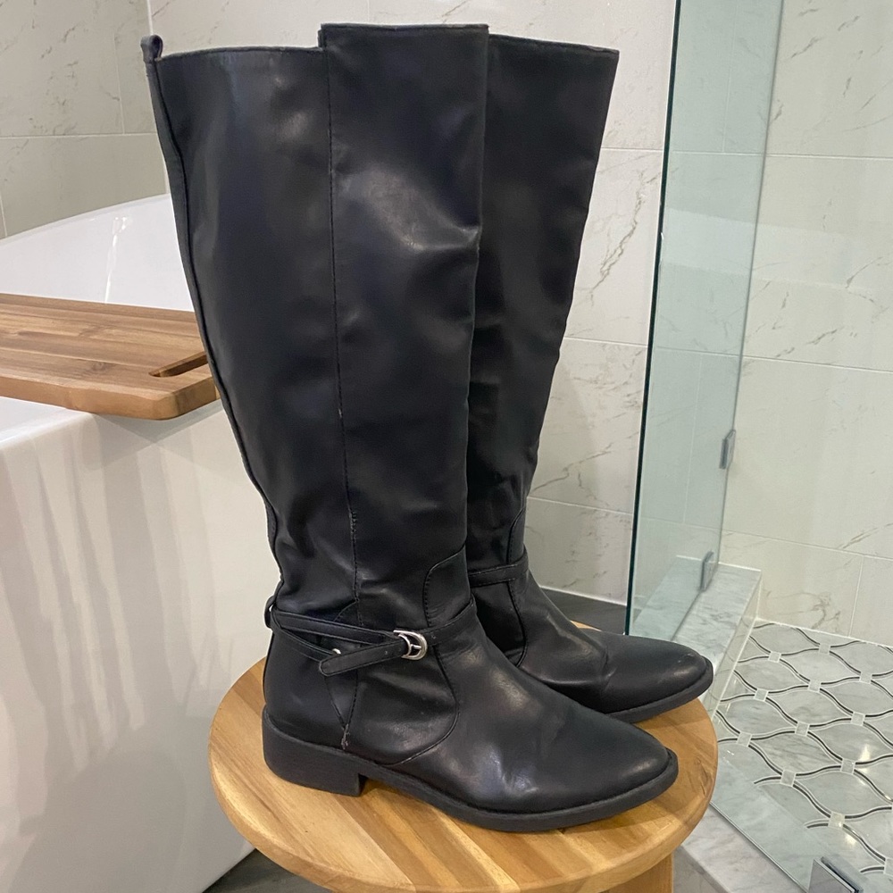 Black Knee High Riding Boots